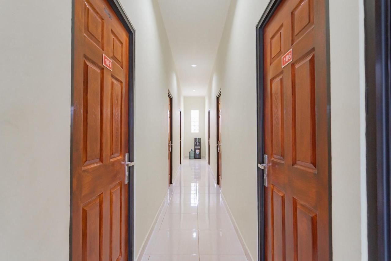 Reddoorz Near Arka Sepinggan Airport Balikpapan 호텔 외부 사진